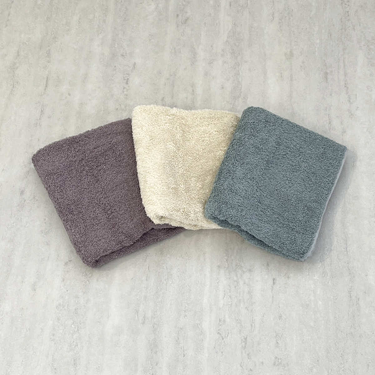 タオル 洗濯脱水するだけですぐ乾くタオル2 フェイスタオル 34×80cm ( 顔拭きタオル マイクロファイバー 吸水 速乾 たおる デイリータオル すぐ乾く 34×80 汗拭き 手拭き 無地 ) 【ライトブルー】 ライトブルー