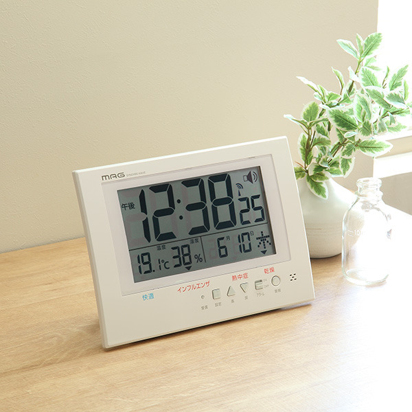 Dショッピング 電波時計 掛け時計 アラート カレンダー機能 温度 湿度計機能 置き時計 デジタル 時計 とけい インテリア 雑貨 置き 掛け 兼用 環境管理機能 カレンダー 温度計 湿度計 アラーム 赤ちゃん 高齢者 子ども ペット 電子音 カテゴリ の販売できる