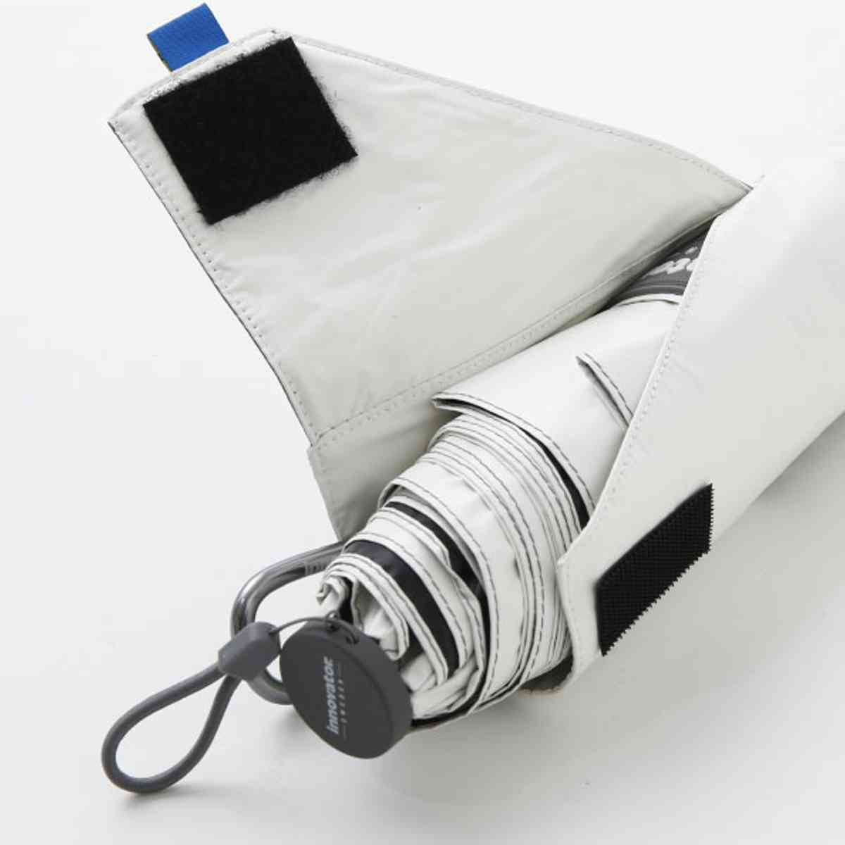 折りたたみ傘 innovator スリム 晴雨兼用 手開き式 60cm ( 傘 折り畳み傘 メンズ レディース かさ おしゃれ 北欧 無地 雨傘 UVカット 100% 撥水 遮熱 遮光 日焼け防止 UV対策 暑さ対策 カサ アンブレラ 通勤 通学 カラビナ付き ) 【ペールグリーン】 ペールグリーン