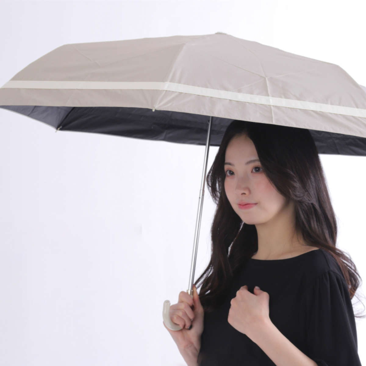 折りたたみ傘 晴雨兼用 LINEDROPS グログランリボン 50cm 手開き式 ( 傘 折り畳み傘 レディース かさ 雨傘 日傘 UVカット 99% 撥水 遮光 遮熱 日焼け防止 UV対策 暑さ対策 カサ アンブレラ 通勤 通学 ストラップ付き ) 【ホワイト】 ホワイト