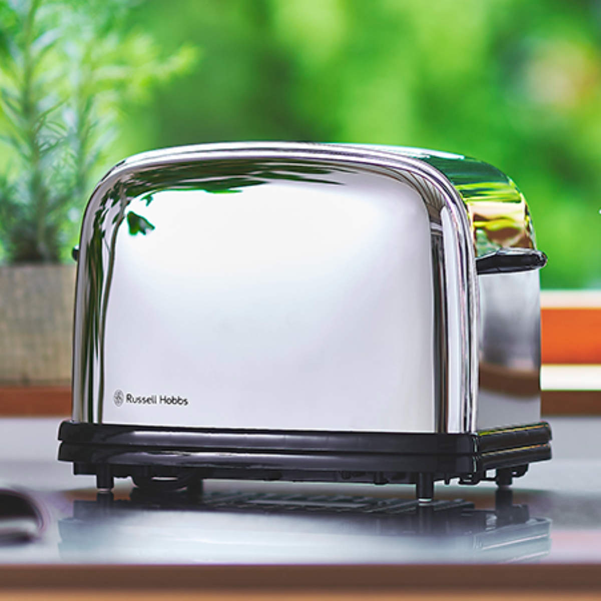Russell Hobbs ポップアップトースター 2枚 クラシックトースター ( ラッセルホブス 調理家電 キッチン家電 トースター 冷凍パン対応 料理家電 パン焼き トースト パンくずトレー付き 朝食 食パン 山型パン おしゃれ )