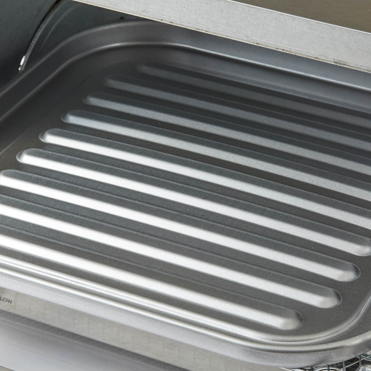 Russell Hobbs オーブントースター 4枚焼き ( ラッセルホブス 調理家電 キッチン家電 トースター パン焼き器 広々庫内 料理家電 トースト 朝食 食パン 大容量 おしゃれ ) 【マットブラック】 マットブラック