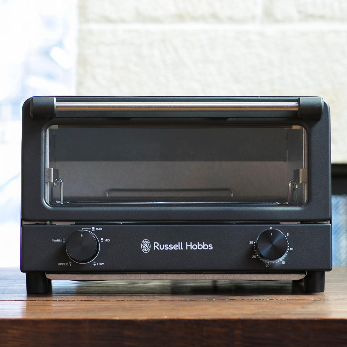 Russell Hobbs オーブントースター 4枚焼き ( ラッセルホブス 調理家電 キッチン家電 トースター パン焼き器 広々庫内 料理家電 トースト 朝食 食パン 大容量 おしゃれ ) 【マットブラック】 マットブラック