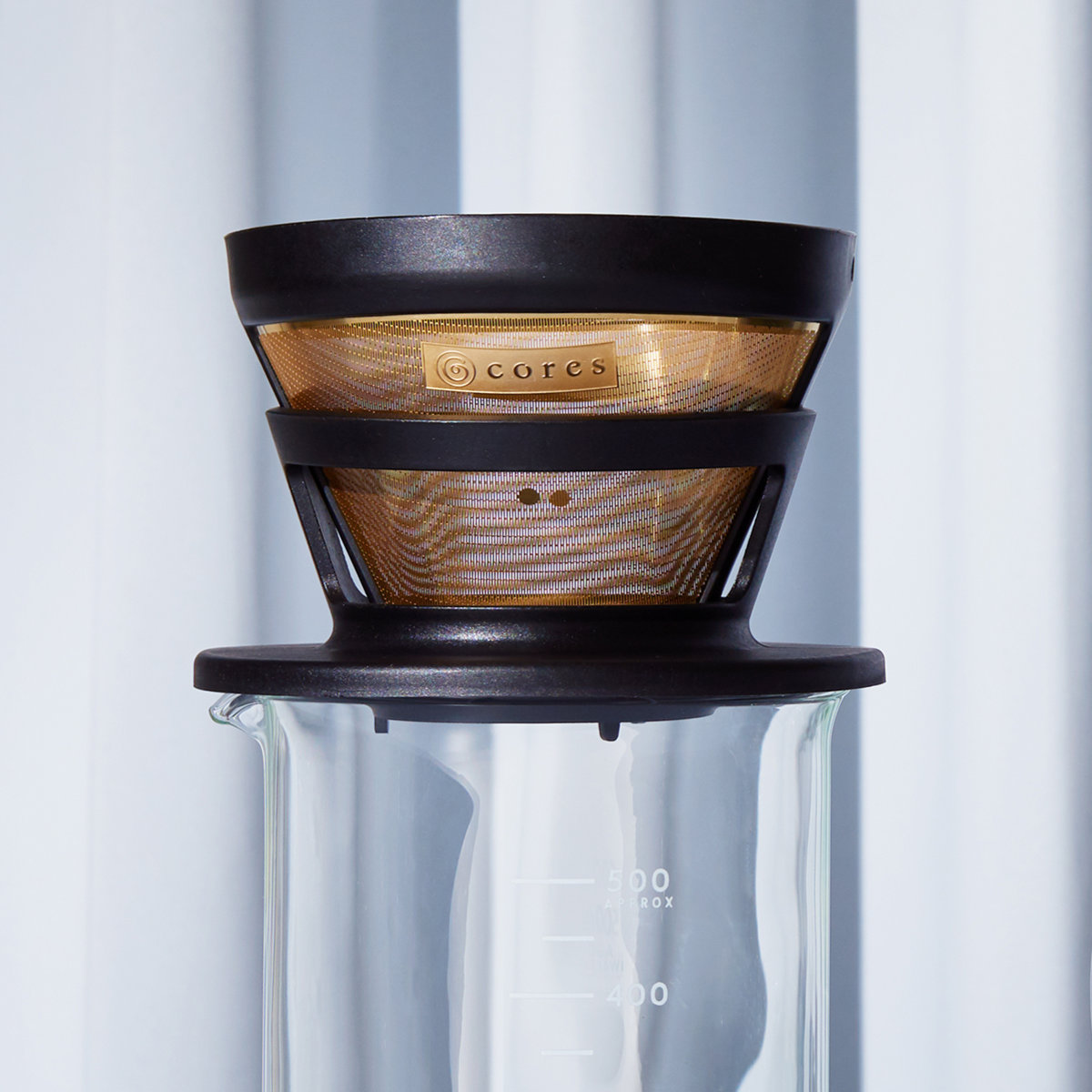 Cores コーヒーフィルター 2~8杯用 ゴールドフィルター 純金メッキ ( コレス コーヒードリップ コーヒードリッパー 目盛付き ステンレスフィルター ペーパーレス 純金コーティング ハンドドリップ ホルダー付き )