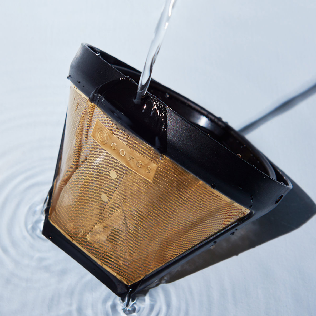 Cores コーヒーフィルター 2~8杯用 ゴールドフィルター 純金メッキ ( コレス コーヒードリップ コーヒードリッパー 目盛付き ステンレスフィルター ペーパーレス 純金コーティング ハンドドリップ ホルダー付き )