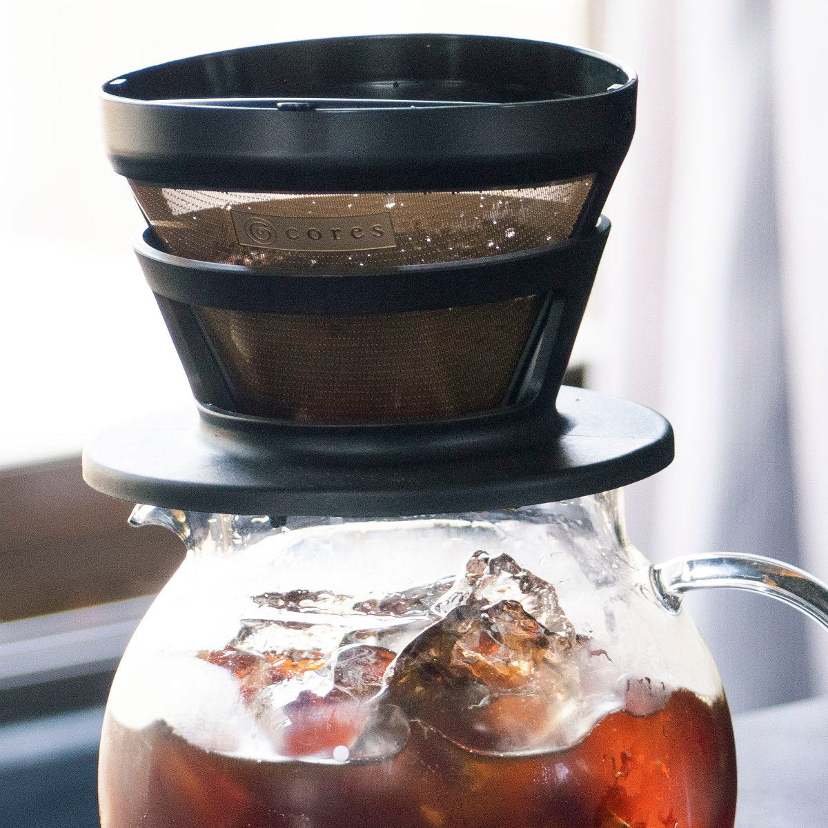 Cores コーヒーフィルター 2~8杯用 ゴールドフィルター 純金メッキ ( コレス コーヒードリップ コーヒードリッパー 目盛付き ステンレスフィルター ペーパーレス 純金コーティング ハンドドリップ ホルダー付き )