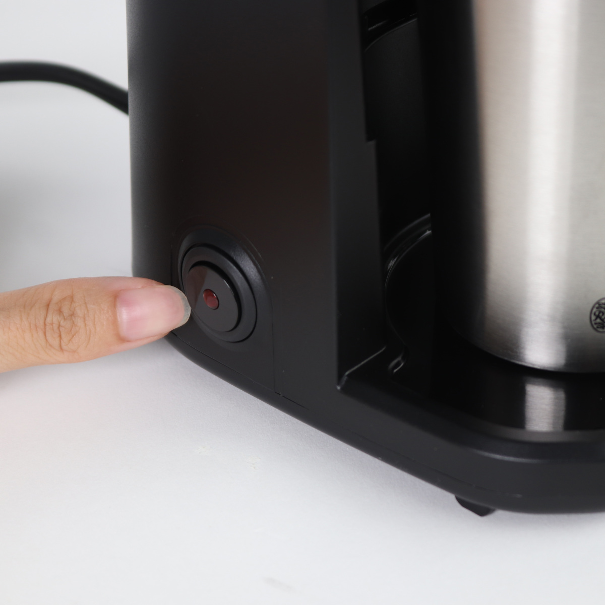 Russell Hobbs コーヒーメーカー タンブラー付き タンブラードリップ ( ラッセルホブス 珈琲メーカー コンパクト 1杯 専用タンブラー付き シャワードリップ式 ドリップ ペーパレス 簡単 おしゃれ )