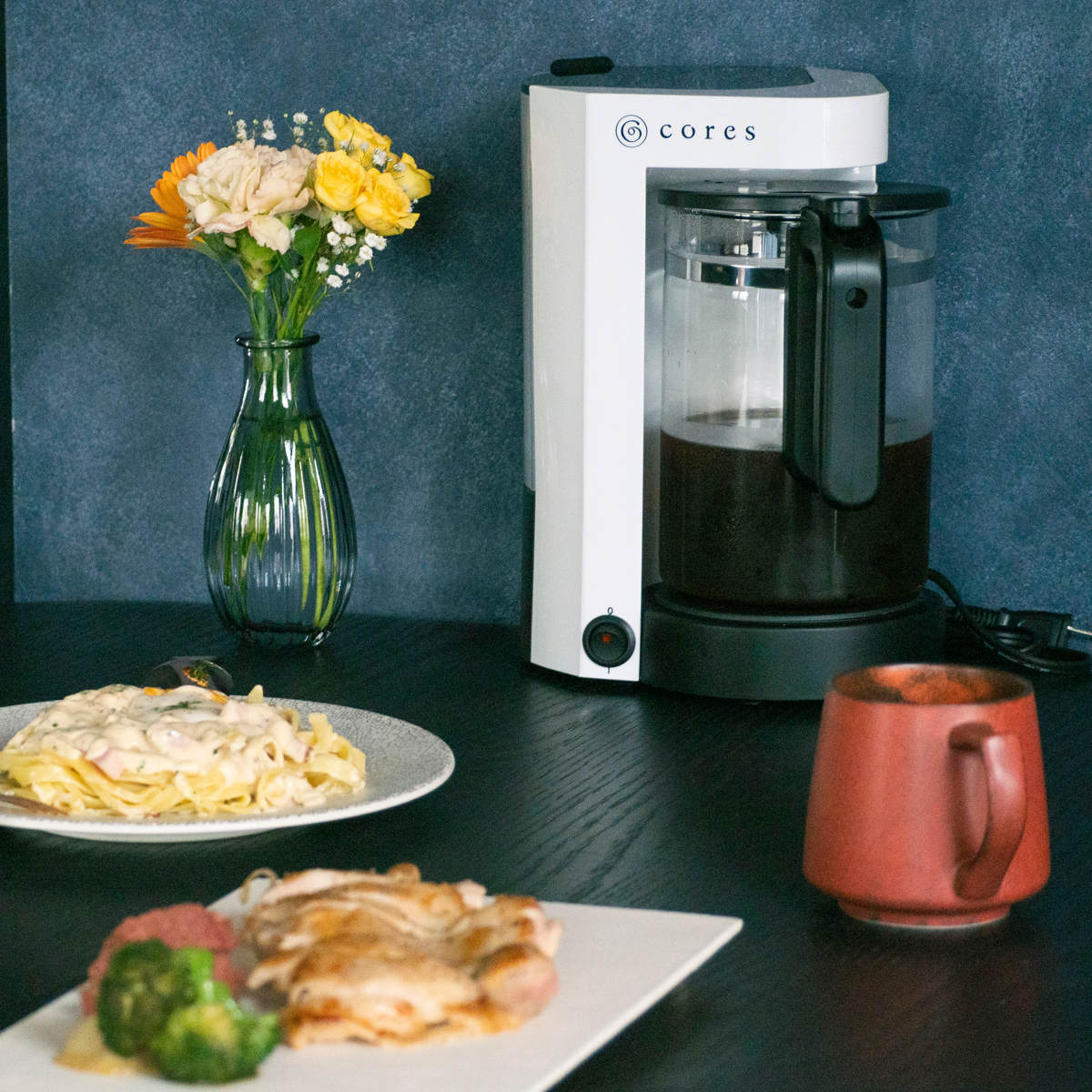 コーヒーメーカー Cores 5カップコーヒーメーカー ( コレス おしゃれ 2~5杯用 ホワイト 珈琲メーカー コーヒードリッパー ペーパーレス お手入れ簡単 コンパクト 保温機能 コーヒーマシン 簡単操作 )