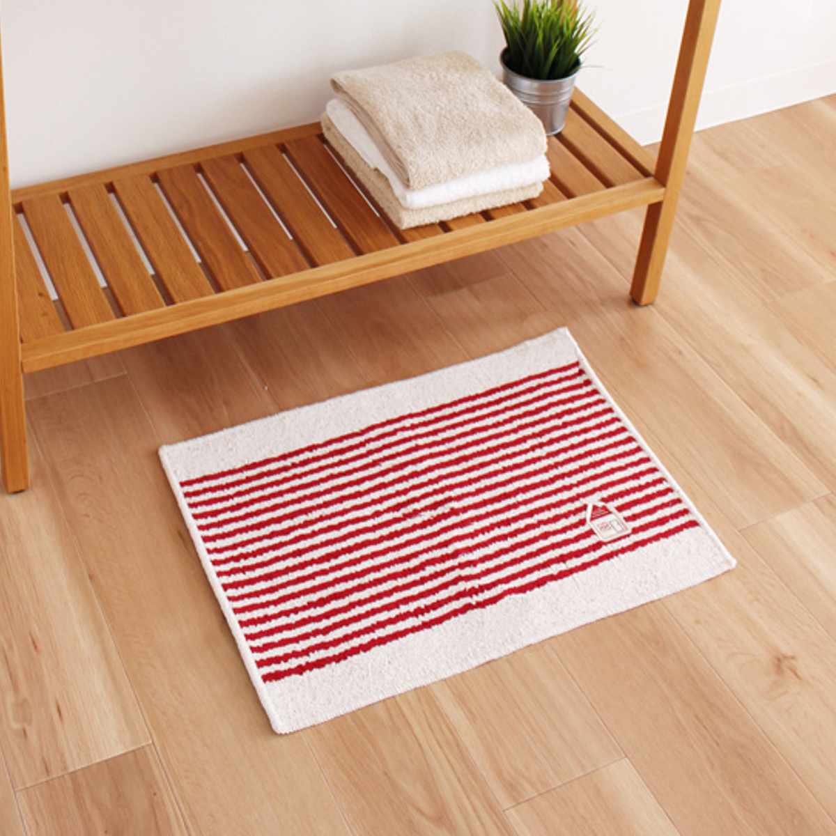 バスマット カーサ 洗えるマット 45×60cm ( お風呂マット 足拭きマット すべり止め 吸水 洗える ループ織り 浴室マット バス マット 45×60 滑り止め ボーダー柄 レッド ブラウン ) 【ブラウン】 ブラウン