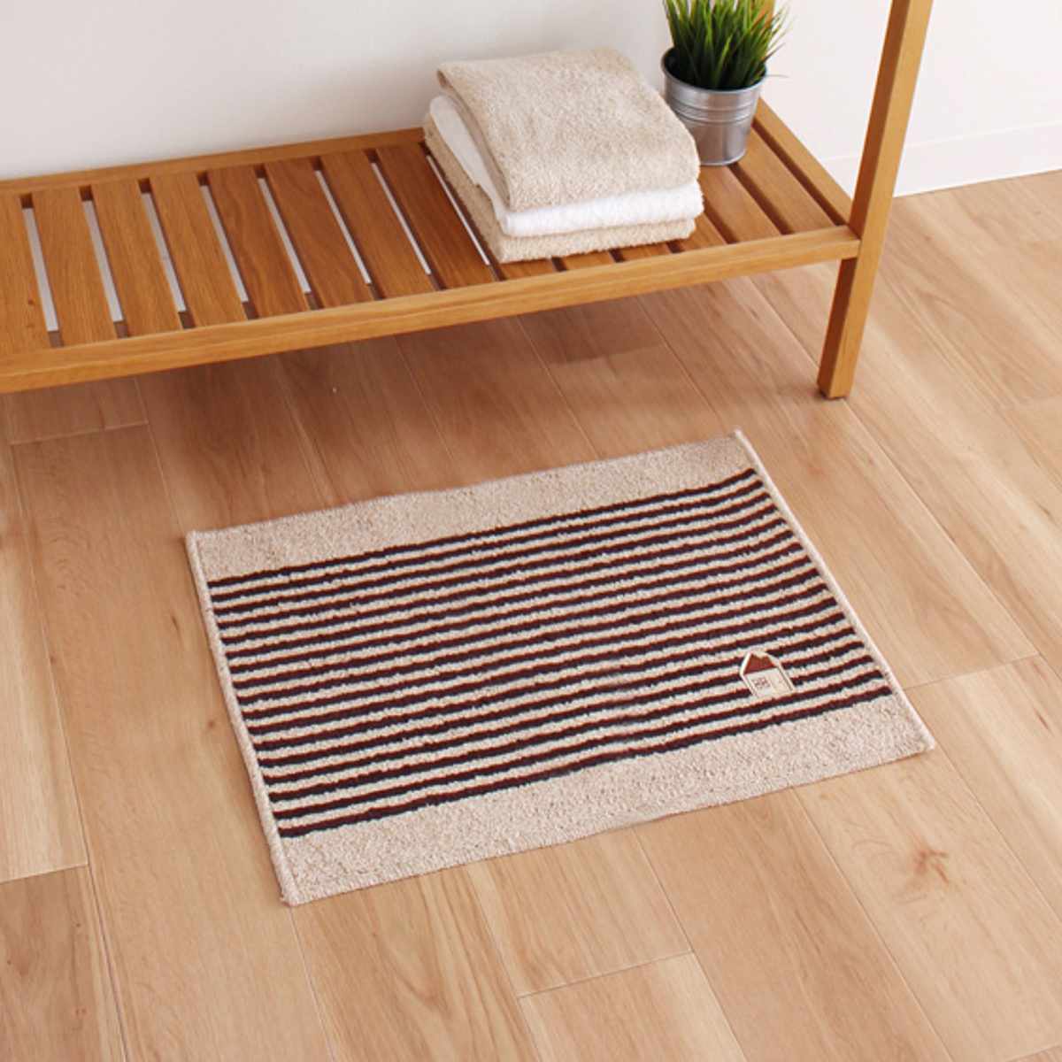 バスマット カーサ 洗えるマット 45×60cm ( お風呂マット 足拭きマット すべり止め 吸水 洗える ループ織り 浴室マット バス マット 45×60 滑り止め ボーダー柄 レッド ブラウン ) 【ブラウン】 ブラウン