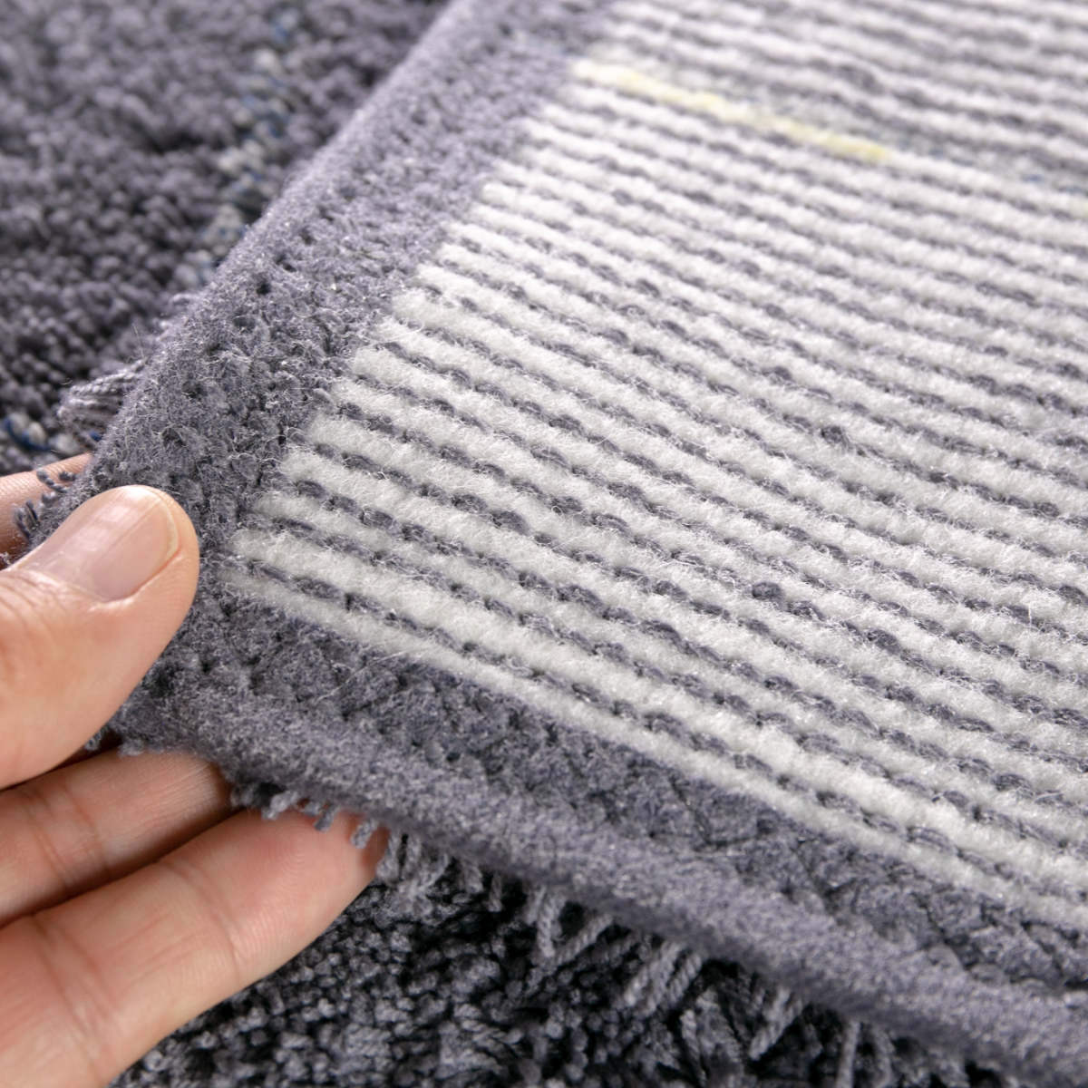 バスマット 乾度良好 モディッシュ 45×60cm ( 風呂マット お風呂マット 足ふきマット 足拭きマット 浴室マット 速乾 吸水 抗菌 防臭 滑り止め 縦45cm 横60cm バス 風呂 バスグッズ お風呂グッズ バス用品 お風呂用品 ) 【ホワイト】 ホワイト