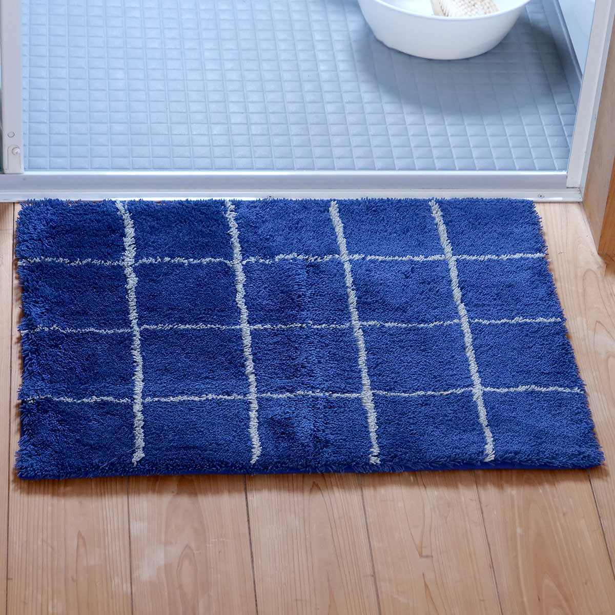 バスマット 乾度良好 モディッシュ 45×60cm ( 風呂マット お風呂マット 足ふきマット 足拭きマット 浴室マット 速乾 吸水 抗菌 防臭 滑り止め 縦45cm 横60cm バス 風呂 バスグッズ お風呂グッズ バス用品 お風呂用品 ) 【ホワイト】 ホワイト