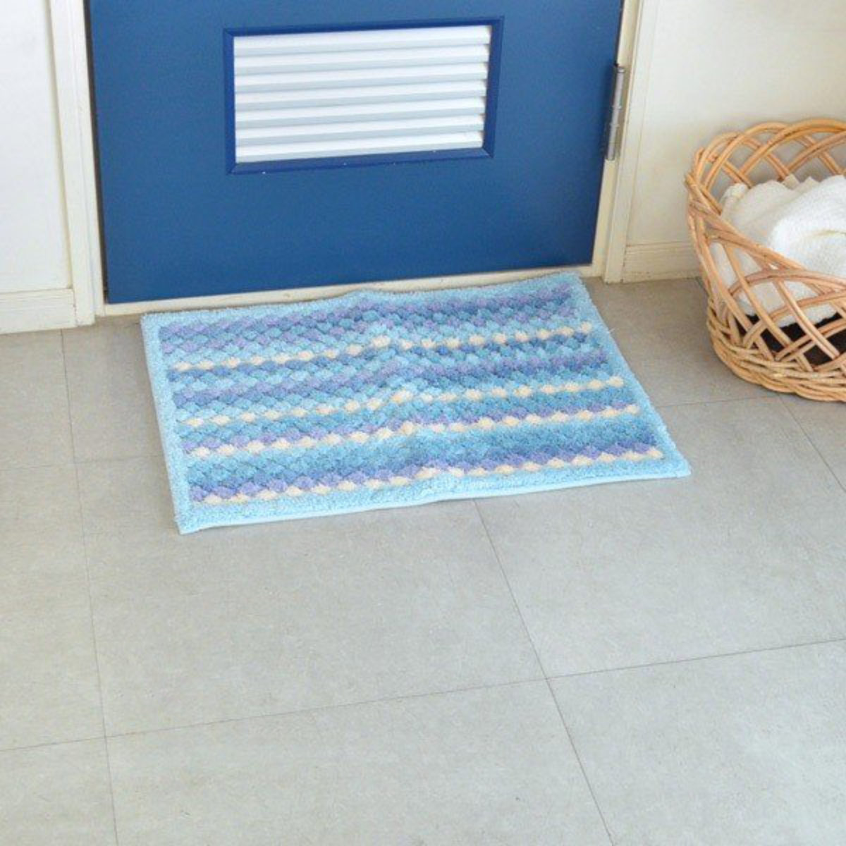 バスマット 乾度良好 抗カビプラス 50×70cm ( お風呂マット 足拭きマット すべり止め お風呂 バスグッズ 防カビ 浴室マット 50×70 玄関マット 吸水 抗菌 防臭 洗濯OK ) 【ピンク】 ピンク