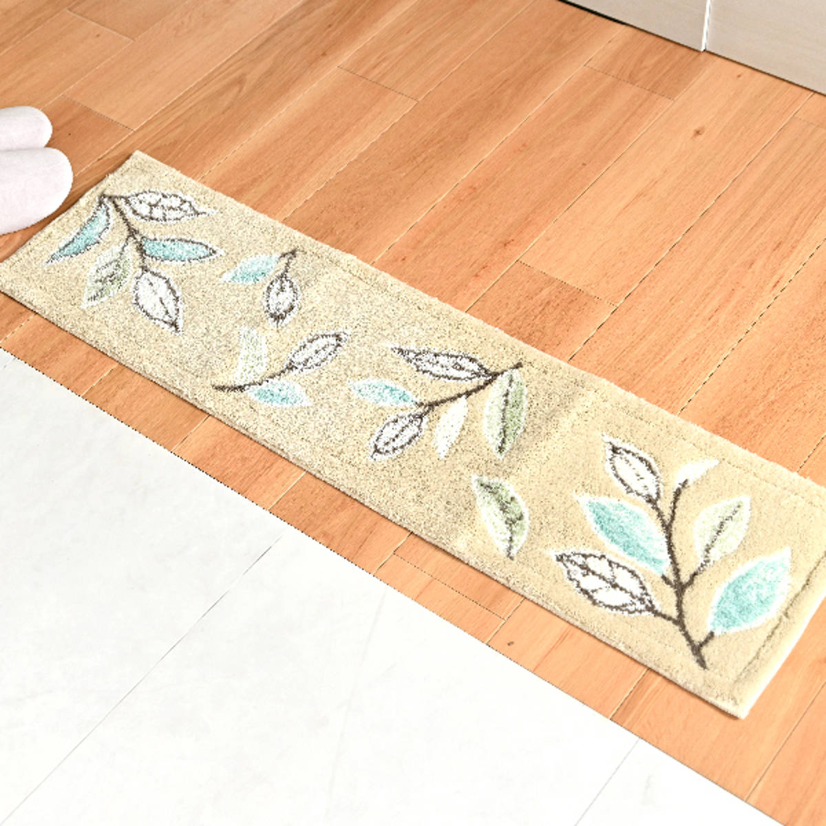 玄関マット 洗える コーナー吸着 30×110 cm 室内 ( 滑り止め ズレにくい 玄関 屋内 日本製 マット エントランスマット 室内用玄関マット 洗面所 脱衣所 室内用 長方形 おしゃれ ナチュラル 抗菌 防臭 すべり止め ノンスリップ ) 【シエラ×ブルー】 シエラ×ブルー