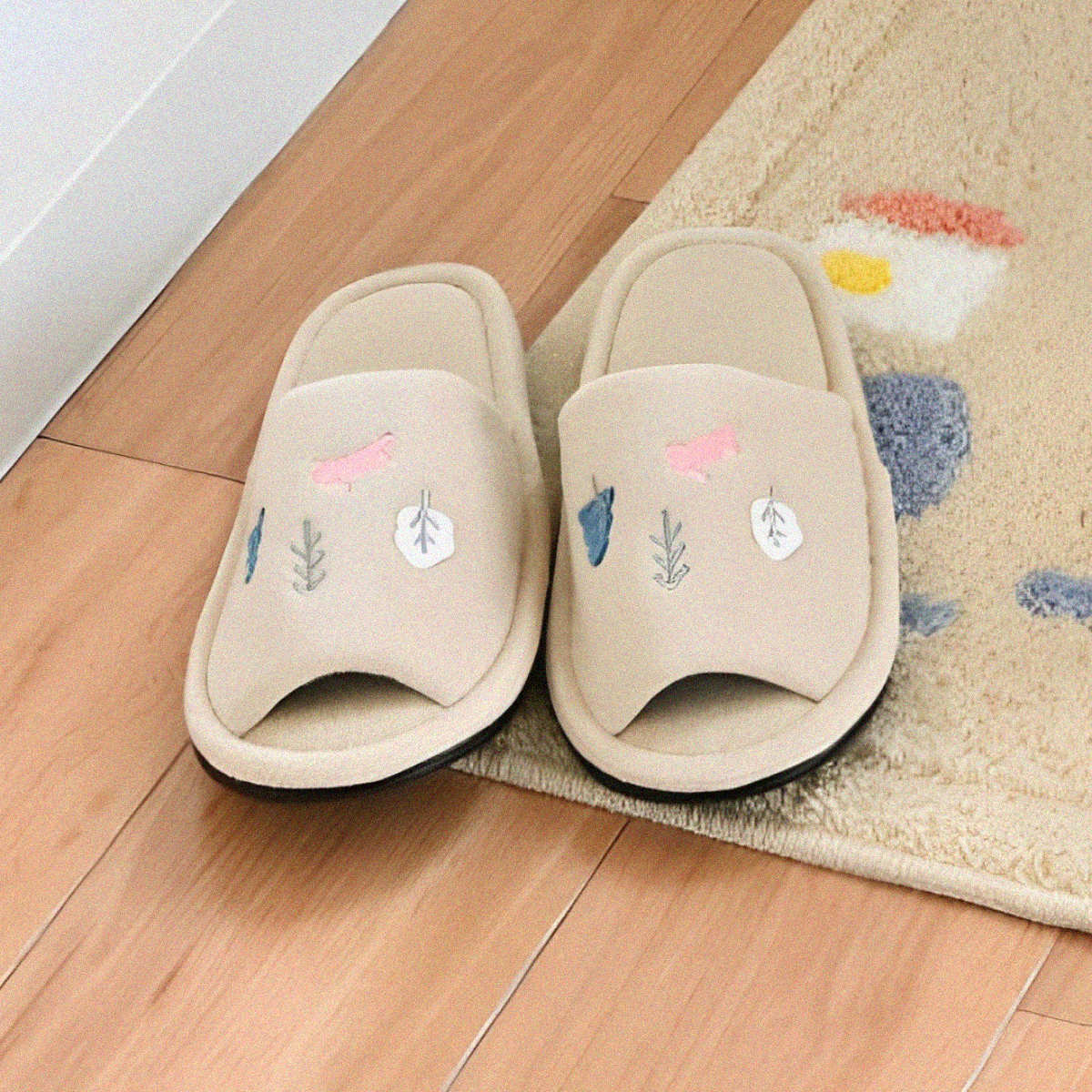 スリッパ ナタルシーナリー ( トイレ用スリッパ 前開き 洗濯OK 23~25cm トイレタリー 洗える ルームスリッパ 北欧 ベージュ ネイビー ) 【ベージュ】 ベージュ