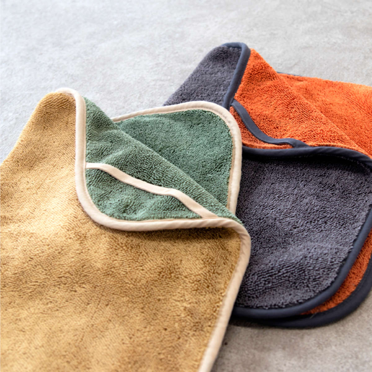 洗車用クロス マッハクロス 洗車クロス 35×50cm ( 洗車タオル 洗車 タオル 布巾 ふきん ぞうきん ダスター 掃除 車用品 車内 洗車用品 車 窓 拭き上げ 吸水力 ガラス 窓拭き 車内清掃 ダッシュボード カーシート カーナビ ホコリ ) 【グレー】 グレー