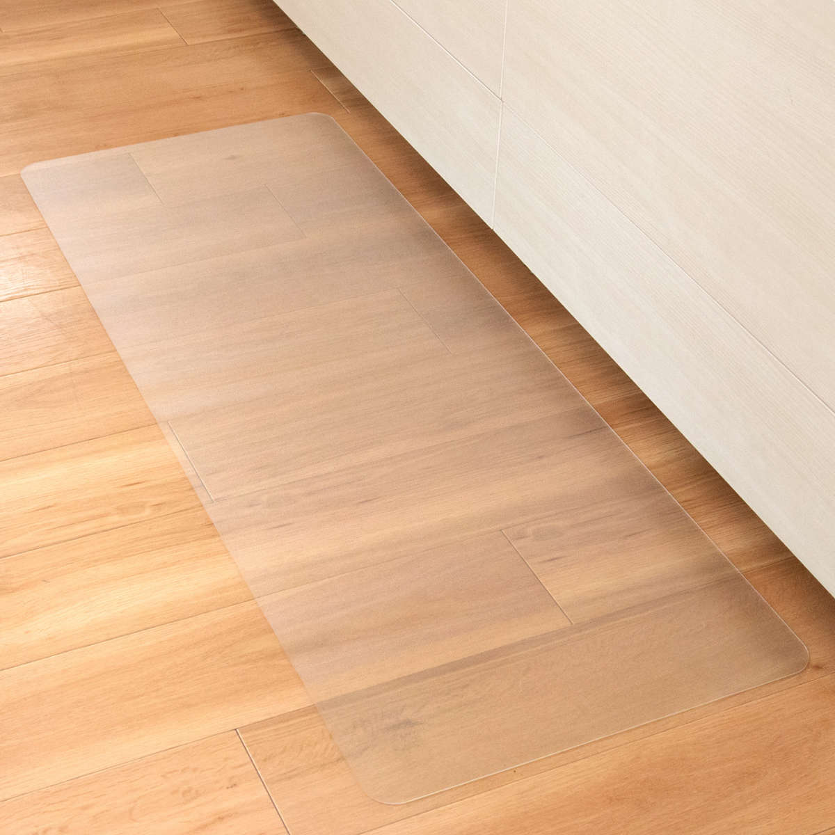 透明キッチンマット 45×120cm クリアマット フリーカット 拭ける ( 45cm 120cm 透明 キッチンマット キッチン マット 台所マット 拭けるキッチンマット PVC 洗濯不要 ズレない 傷防止 汚れ防止 カット 薄い 透ける 床暖OK )