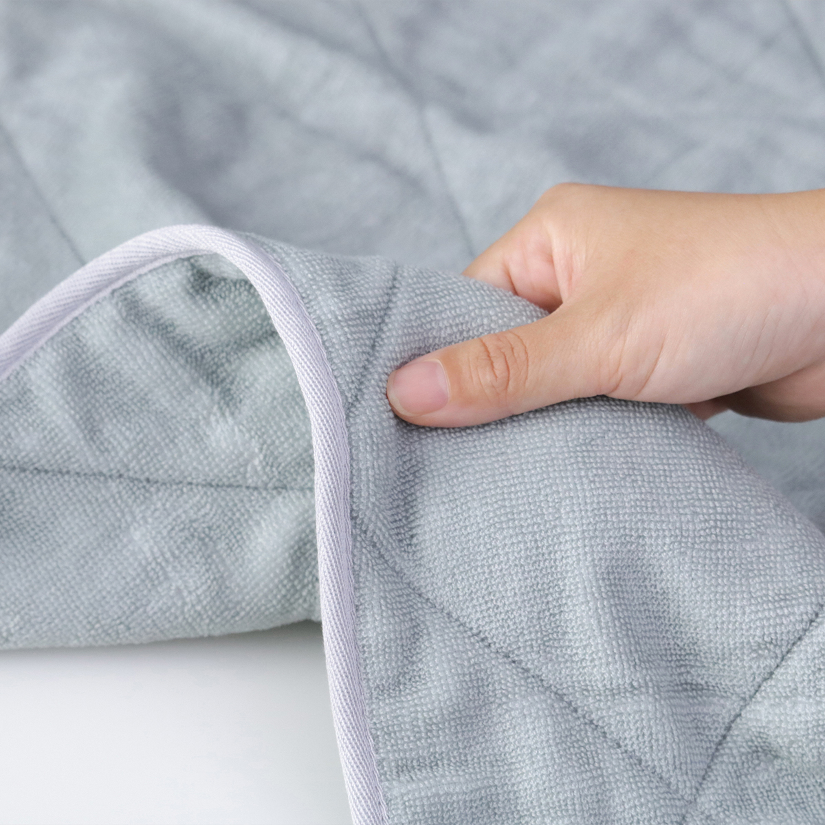 バスマット 35×60cm カララカ 洗濯機 乾燥機使用OK ラベル タオルバスマット タオル地 ( 足ふきマット 風呂マット 抗菌 防臭 乾度良好 吸水マット お風呂マット 足拭きマット 洗面マット 速乾 銀イオン ふわふわ 重ねタオル 60 35 ) 【ピンク】 ピンク