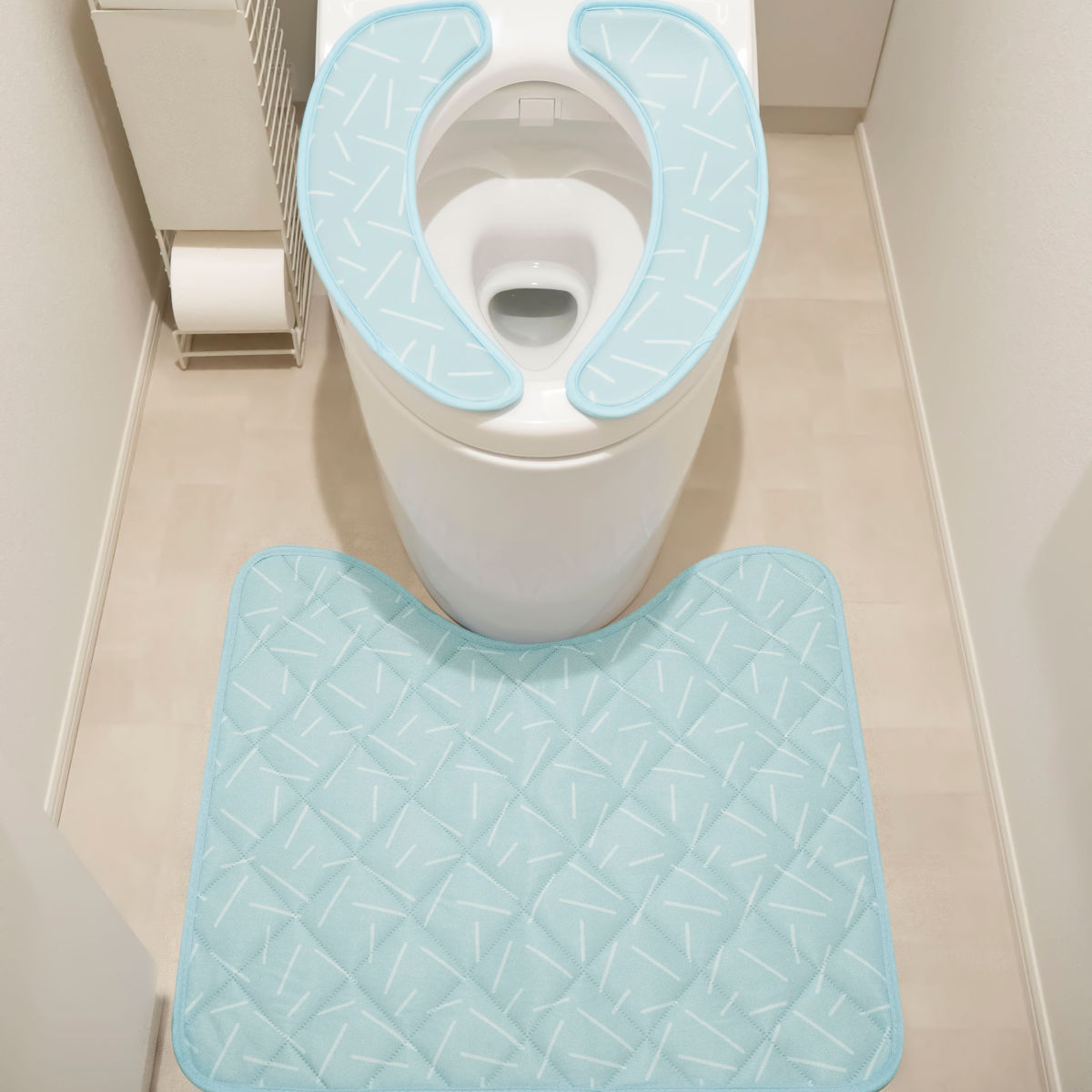 便座シート hiecoco 貼るだけ冷感吸着便座シート ( トイレ 吸着 接触冷感 便座 カバー シート 抗菌 防臭 消臭 トイレタリー ひんやり 貼るだけ トイレ用品 U型 O型 洗浄暖房型 洗濯OK ) 【ペンギングレー】 ペンギングレー