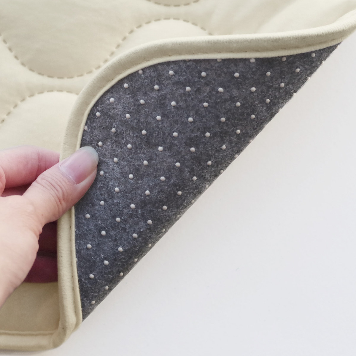 キッチンマット mocchin ひんやり 冷感 インテリアマット 48×120cm ( マット 夏用キッチンマット マルチマット 接触冷感 洗える 滑り止め加工 キッチン用マット 台所用マット キッチンラグ 涼しい 長方形 洗濯可能 シンプル ) 【グレー】 グレー