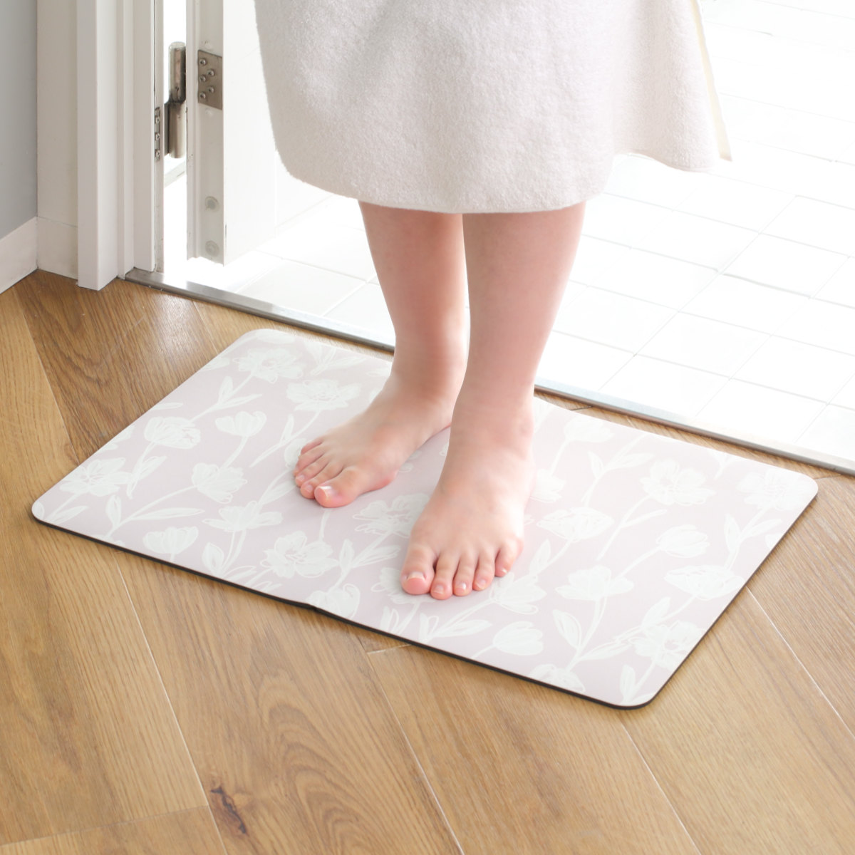 バスマット sofrel 洗えて畳めるソフトバスマット 39×60cm ( お風呂マット 足拭きマット 抗菌 防臭 吸水 滑り止め マット 浴室マット フラワー フォント テラゾー ニュアンス シンプル バスグッズ ) 【ニュアンス】 ニュアンス