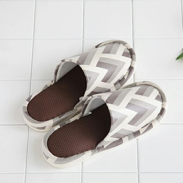 スリッパ 幾何柄ラミネート外縫い M ( ルームシューズ ルームスリッパ 室内 レディース お手入れ簡単 汚れにくい キッチン 来客用 室内用 会社 オフィス 前詰め 柄 幾何学 )