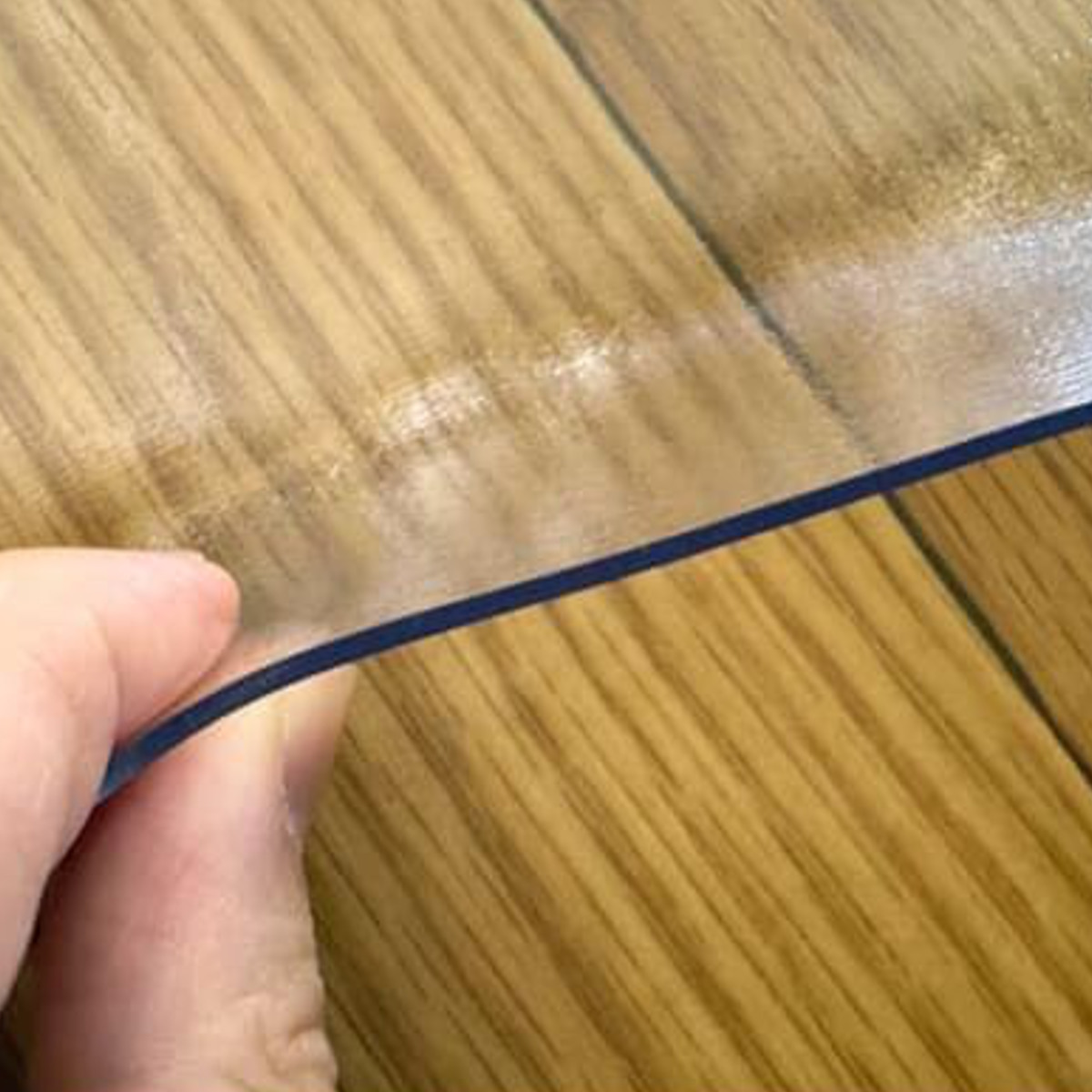 クリアマット 透明マット 抗菌 240×300cm ダイニングマット 折りたたみ ( マット フロアマット 透明 クリア フローリングマット クリアシート 床保護マット 抗菌効果 ズレにくい 防水加工 床暖対応 フローリング フリーカット )