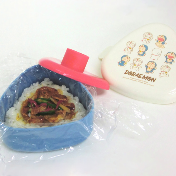 Dショッピング お弁当箱 おにぎりケース 290ml ドラえもん レンジ対応 弁当箱 お弁当 弁当 おむすびケース おにぎり弁当箱 おにぎり弁当 子供 レンジok おむすび おにぎり 三角 幼稚園 保育園 日本製 キッズ カテゴリ 弁当箱の販売できる商品 リビングート