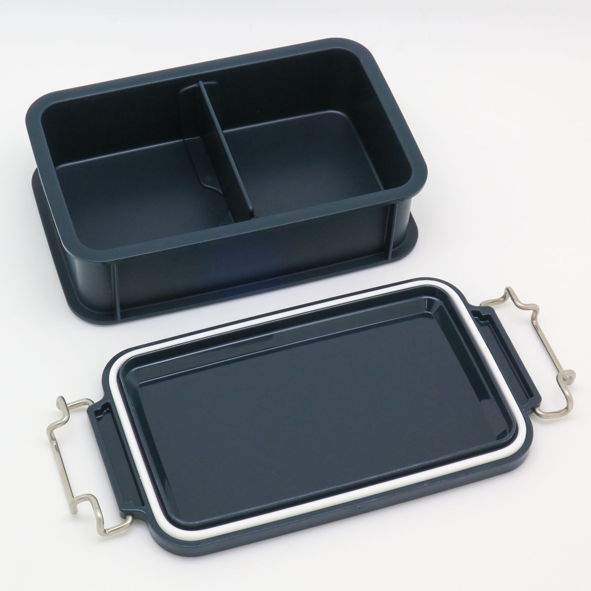 弁当箱 600ml 一段 弁当箱 600ml 一段 1段 コンテナランチボックス ( お弁当 レンジ対応 食洗機対応 おしゃれ ランチボックス コンテナ レンジOK 食洗機OK ロック シリーズ お弁当箱 弁当 スタッキング ピクニック パッキン ) 【ネイビー】 ネイビー