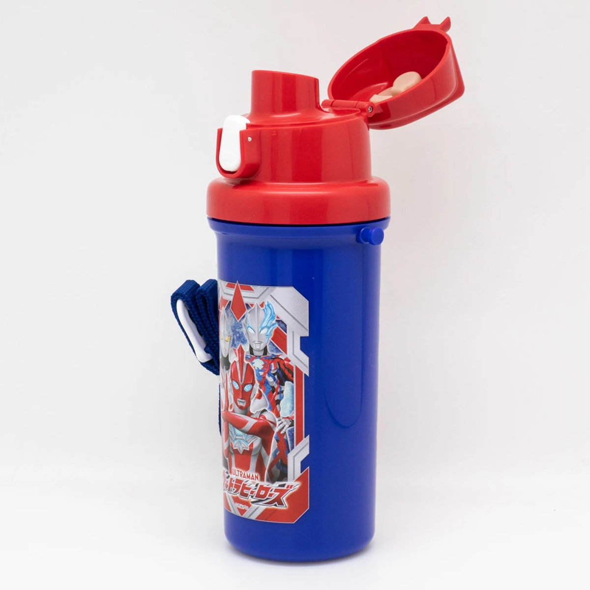 水筒 600ml ウルトラヒーローズ 直飲み ( ウルトラマン ダイレクトボトル プラボトル プラスチック ワンタッチ 子供 日本製 幼稚園 保育園 子供用水筒 キッズボトル ワンプッシュ ショルダーベルト キッズ )