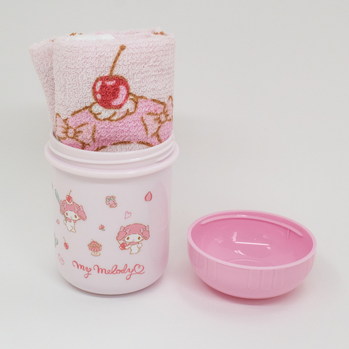 おしぼりセット マイメロディ ( ケース お手拭き タオル ハンカチ ハンドタオル 抗菌 子供 おしぼりタオル おしぼりケース ケース付 給食 幼稚園 保育園 キッズ )