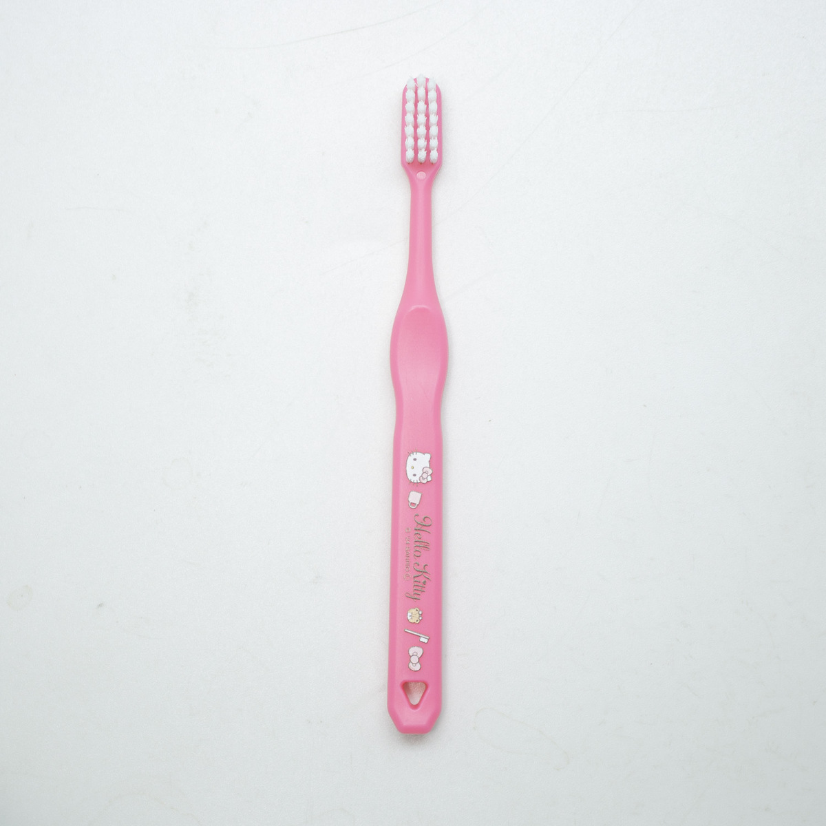 はみがきセット ハローキティ ( 歯ブラシセット コップ 携帯用 子ども用歯ブラシ キャップ付き 日本製 巾着付き 歯ブラシケース 携帯用歯磨き セット ケース 歯磨き 巾着 キッズ )