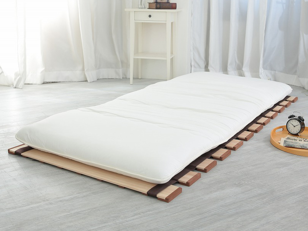 すのこベッド ロール式 シングル 薄型軽量 天然木 ( スノコ すのこ マット 折りたたみ 桐 布団 ふとん 下 布団干し 簡単 湿気 カビ 対策 薄い 軽い 完成品 )