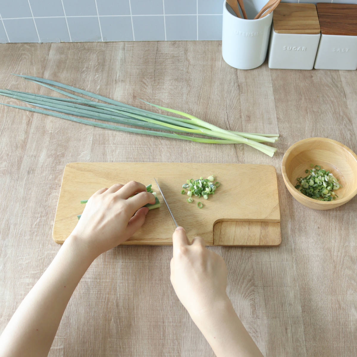 まな板 角型 木製 KIRISAI 桐のカッティングプレート 日本製 ( カッティングボード まないた 木製まな板 木のまな板 天然木 桐 軽量 軽い スクエア おしゃれ 高級 キッチンツール 調理器具 )