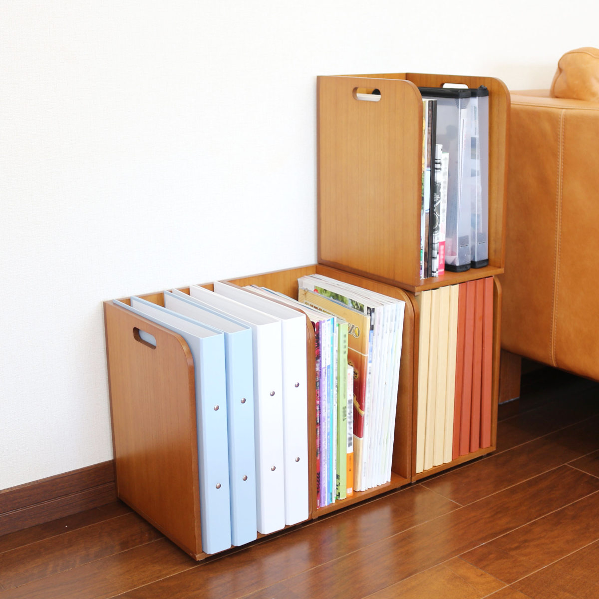 ブックラック スタッキングできるブックラック 本棚 積み重ね 木製 幅20×奥行25×高さ33cm ( 本立て 本 収納 ブックエンド スタンド 卓上 デスク 卓上収納 ファイルスタンド デスク収納 ファイル収納 ファイル 雑誌 絵本 教科書 )