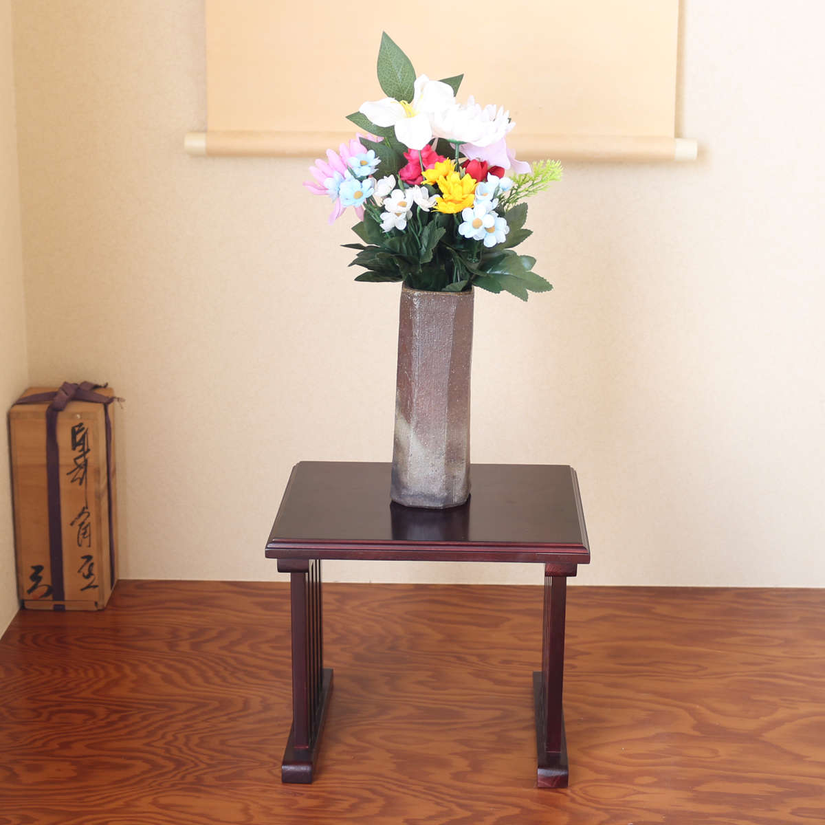 供物机 仏壇前 ミニテーブル 桐製 ( 経机 仏前 供物台 御供え机 テーブル 台 天然木 桐 500g 軽い 持ち運び コンパクト 組み立て 簡単 仏壇 お供え 軽量 花立て 香炉 ローソク立て 線香立て おりん 文机 配膳台 作業台 )