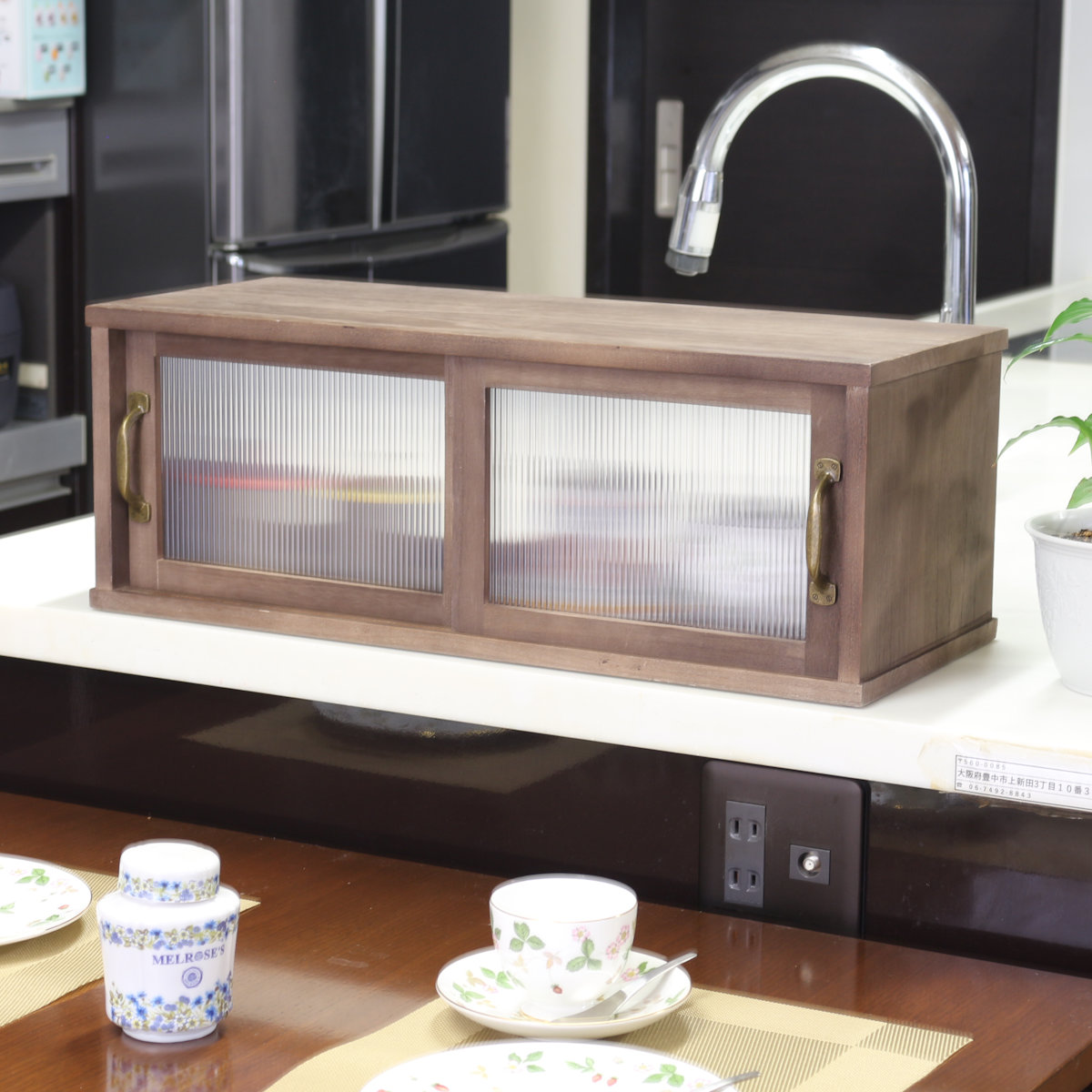 カウンター上収納 アンティーク風 カウンター上収納庫 幅60cm キッチン ( カウンターラック カップボード スパイスラック 卓上ラック ショーケース 引き戸 調味料ラック カウンター上 卓上 台所収納 木製 コンパクト スリム )