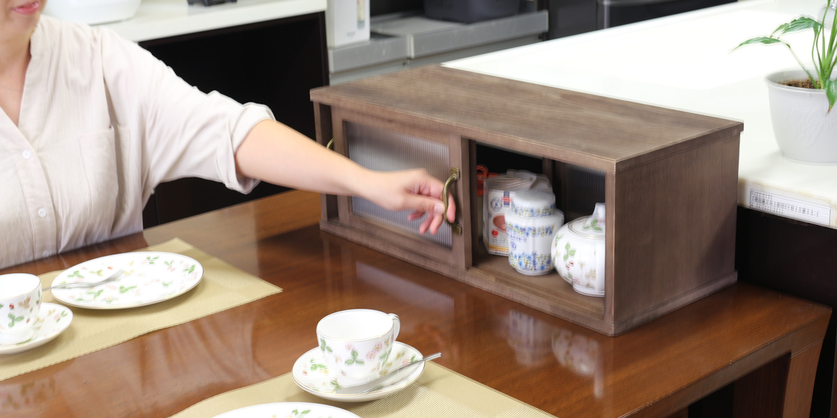 カウンター上収納 アンティーク風 カウンター上収納庫 幅60cm キッチン ( カウンターラック カップボード スパイスラック 卓上ラック ショーケース 引き戸 調味料ラック カウンター上 卓上 台所収納 木製 コンパクト スリム )