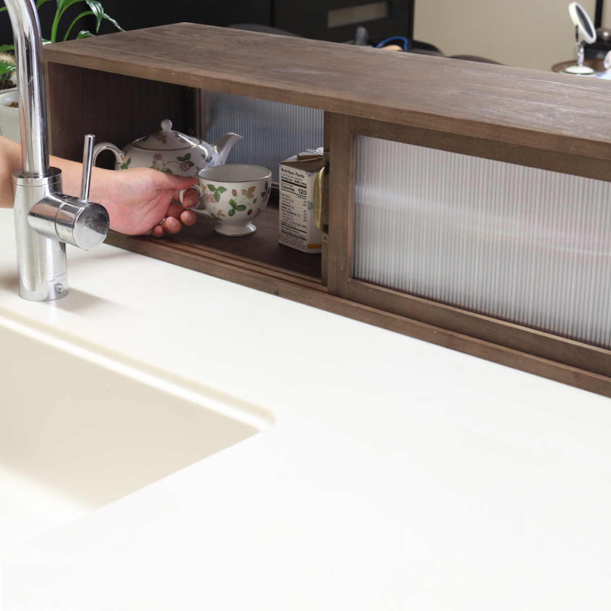 カウンター上収納 アンティーク風 カウンター上収納庫 幅90cm キッチン ( カウンターラック カップボード スパイスラック 卓上ラック ショーケース 引き戸 調味料ラック カウンター上 卓上 台所収納 木製 コンパクト スリム )