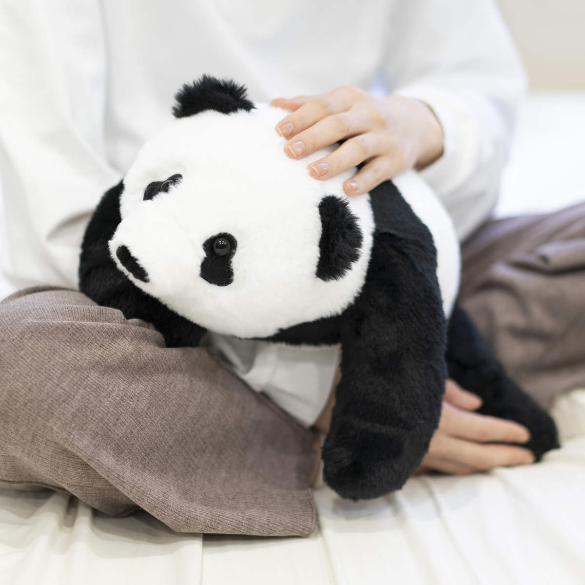 ぬいぐるみ おもぬい アニマル ( 大きい ふわふわ ノート付き クッション 抱き枕 ぬいぐるみクッション アヒル パンダ シバイヌ リアル 温もり ギフト かわいい 癒しグッズ グッズ プレゼント 人気 雑貨 インテリア ) 【アヒル】 アヒル