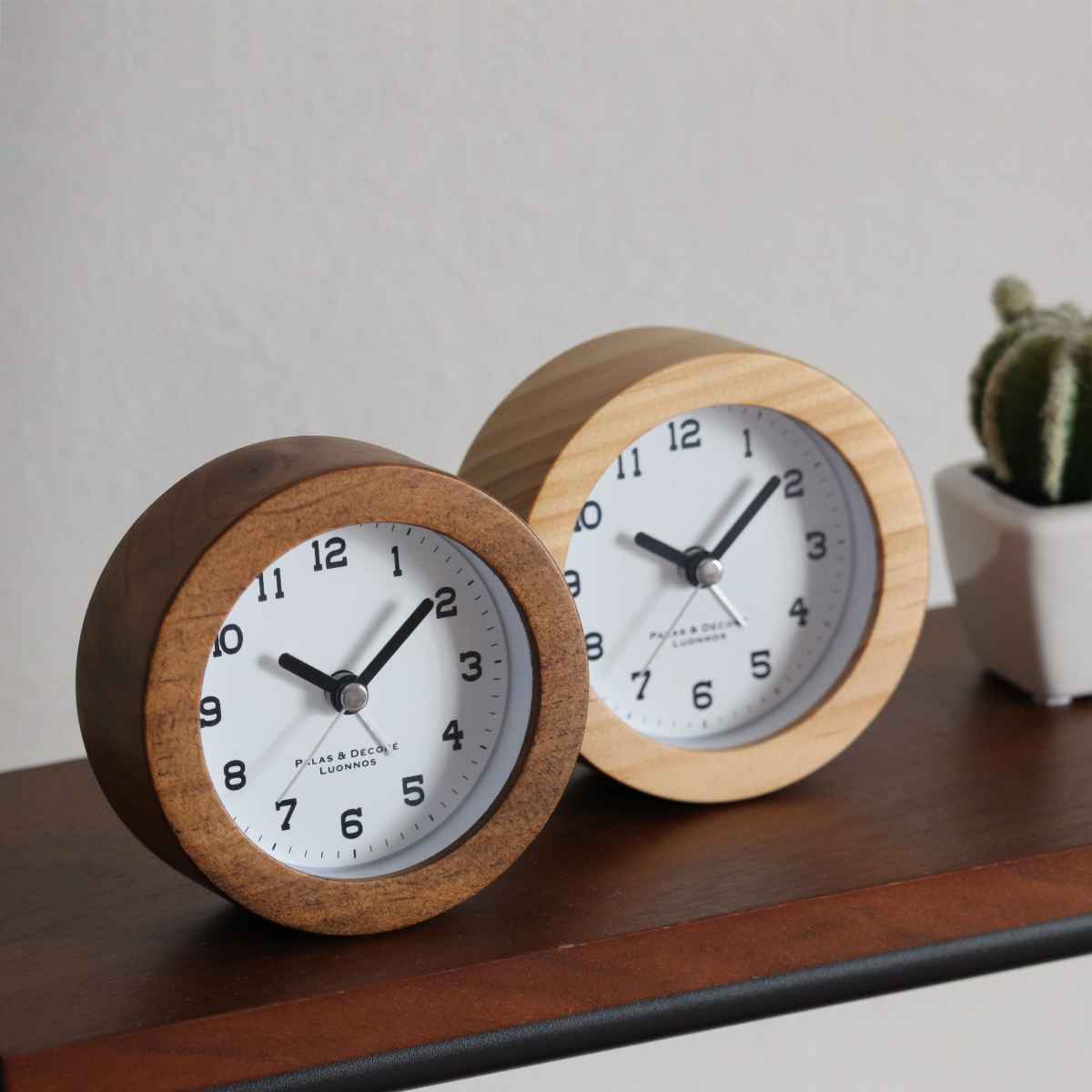 置き時計 アラームクロック 無垢材 目覚まし時計 時計 おしゃれ Eina （ 置時計 とけい クロック 木製 天然木 アナログ 北欧 北欧風 シン