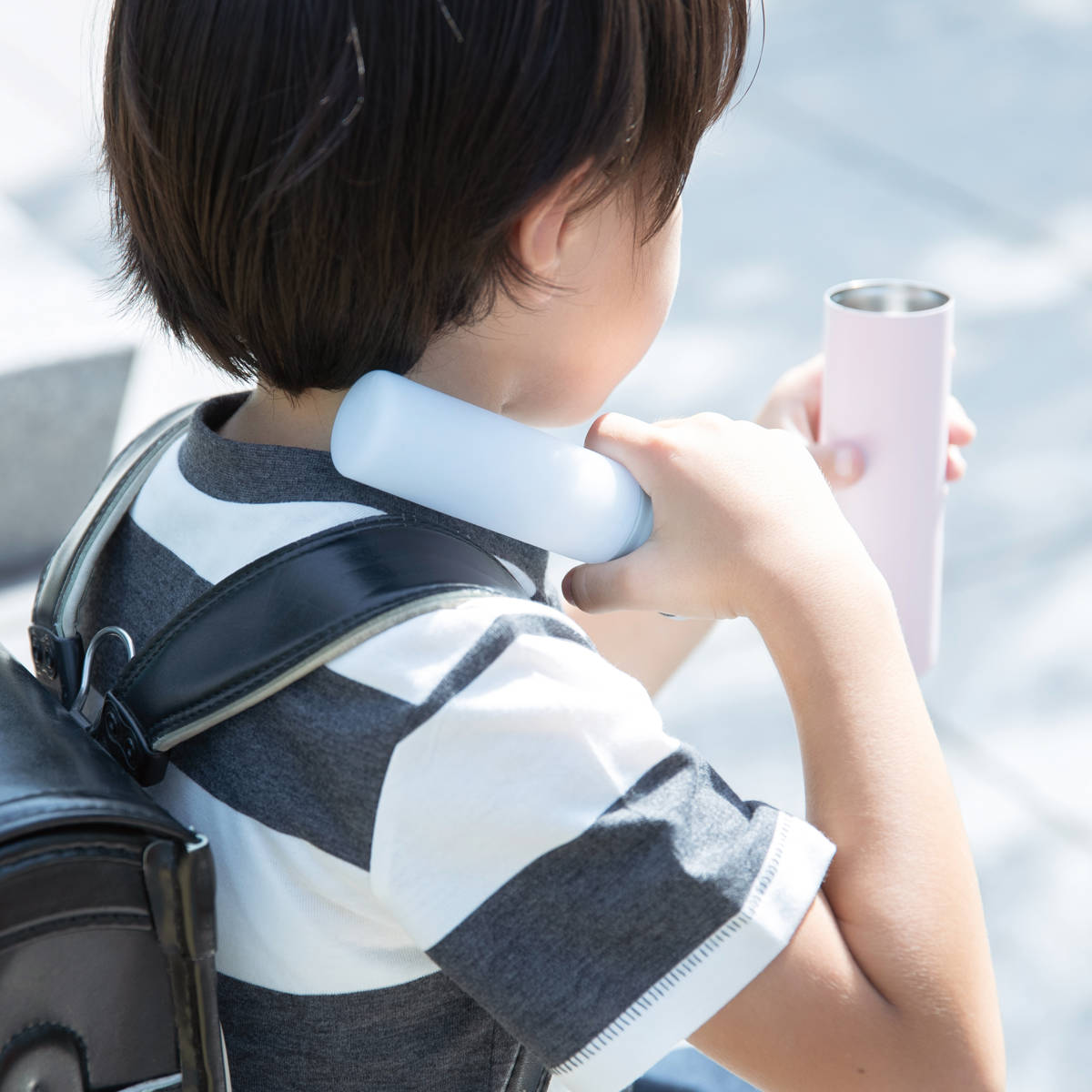 ネッククーラー アイスパック S ポケット 携帯氷のう シリコーン氷のう ( 氷のう アイスバッグ 氷嚢 保冷 アイシングバッグ 持ち運び スリム 携帯 氷袋 熱冷まし アイスバック アイシング 氷枕 暑さ対策 ) 【ペールブルー】 ペールブルー