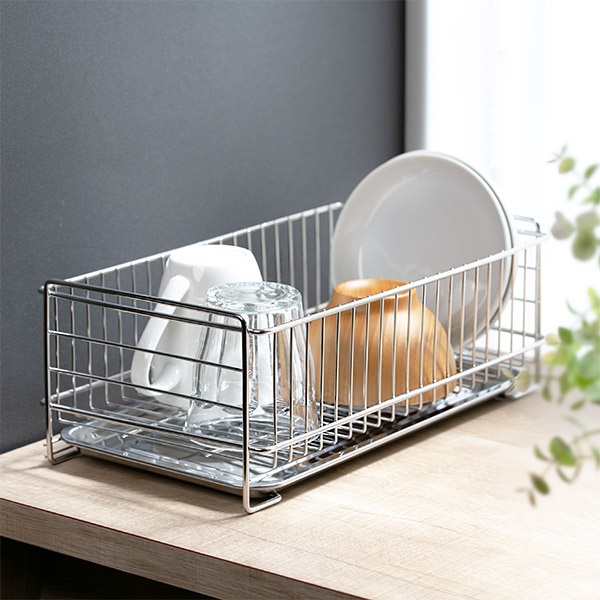 水切りラック スリム どこでも置けるトレー付き ステンレス製 アットアクア ( 水切りかご 水切りカゴ 水切りバスケット 水切りトレー ステンレス ディッシュラック シンク上 シンクサイド 水切り 洗い物 食器洗い 乾燥 )