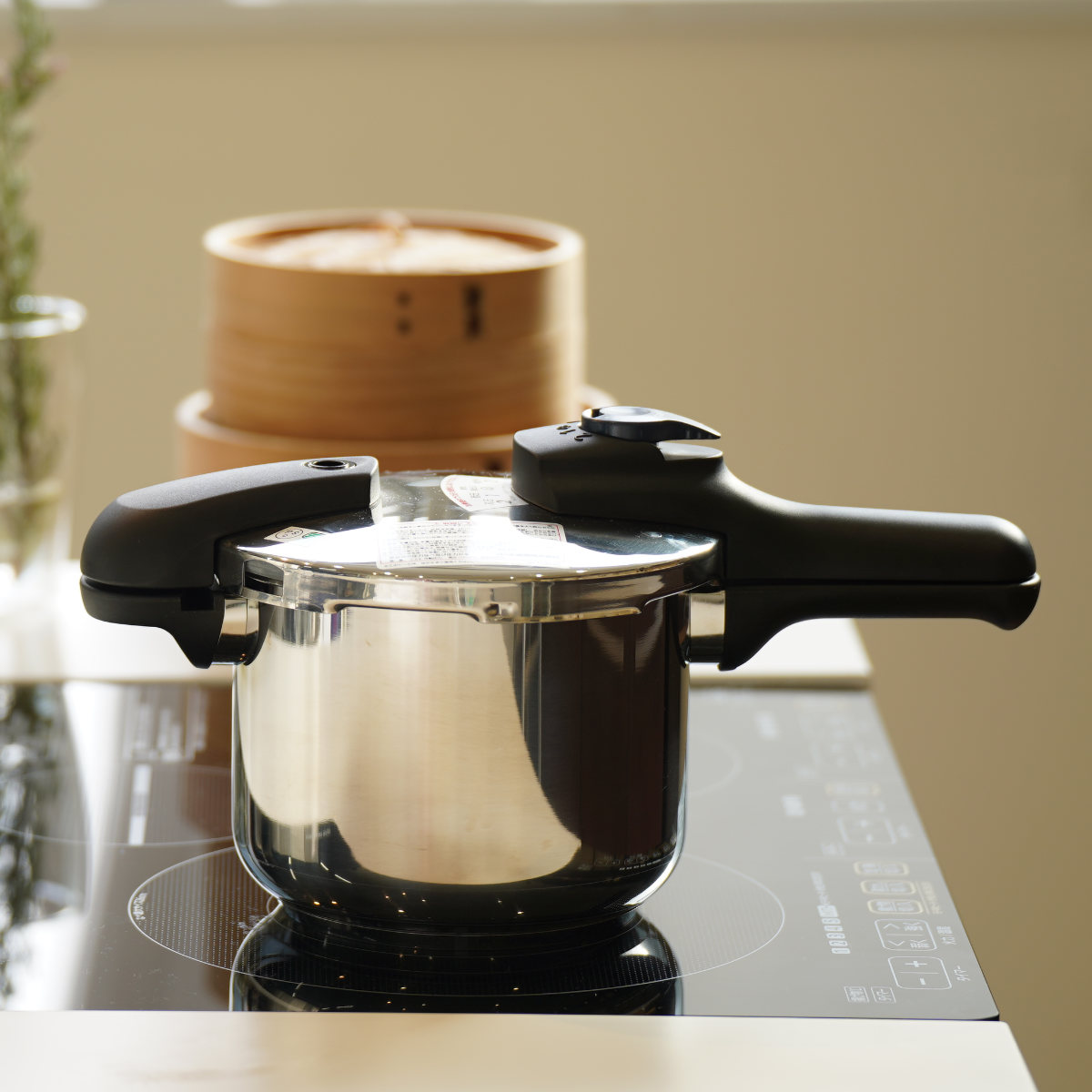 圧力鍋 2.5L IH対応 圧力2段切り替え式 3層底 ステンレス製 ( ガス火 IH 対応 片手圧力鍋 片手鍋 調理器具 調理用品 ステンレス片手鍋 圧力なべ 2.5リットル 2段階圧力切替式 オール熱源対応 )