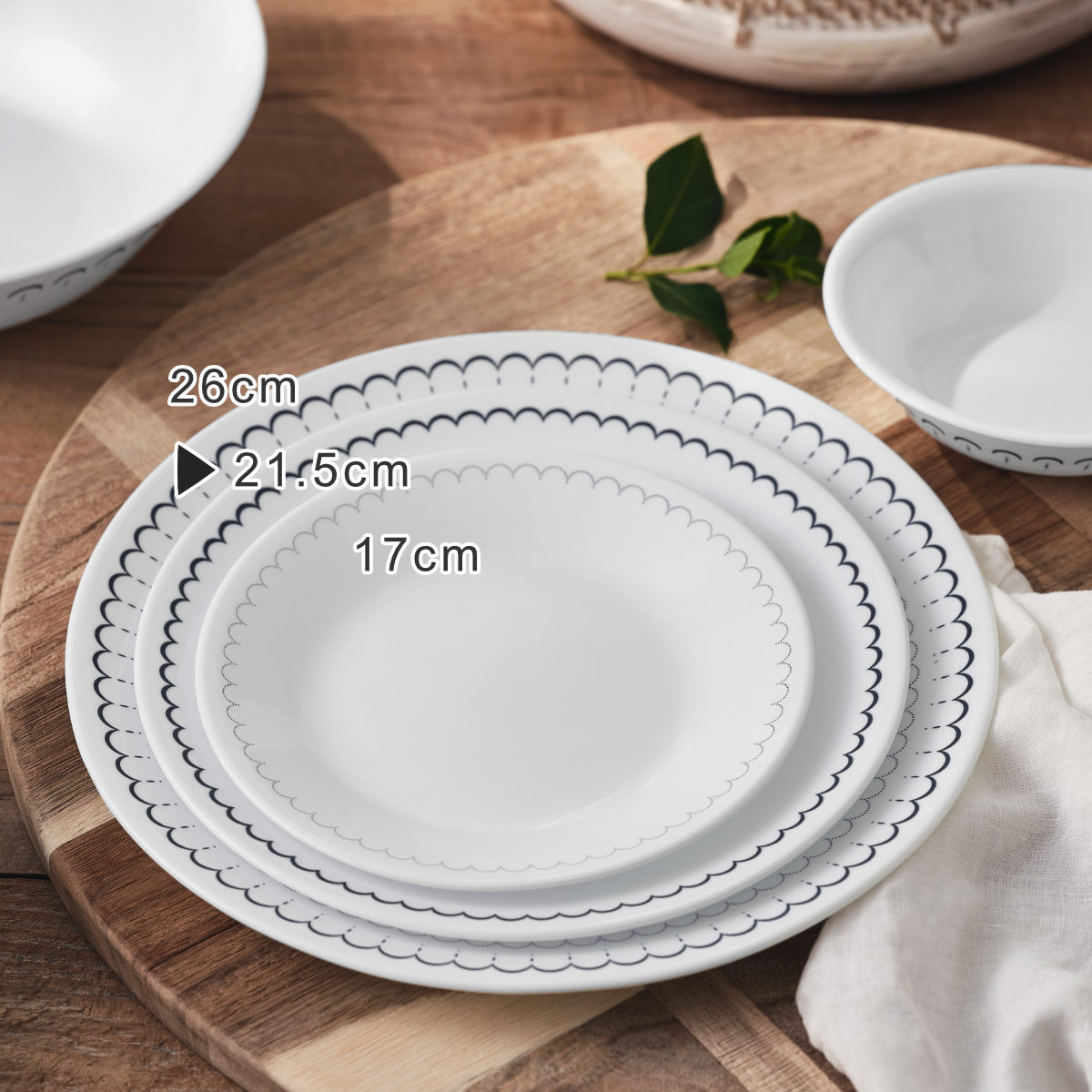 プレート 21.5cm CORELLE コレール カスピアンレース 中皿 ( 強化ガラス 電子レンジ対応 食洗機対応 オーブン対応 皿 お皿 丸皿 丈夫 軽い 割れにくい 一品料理 デザート パン トースト おしゃれ )