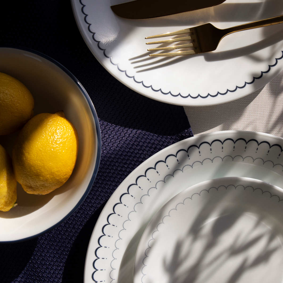 ランチプレート 21.5cm CORELLE コレールカスピアンレース ランチ皿 小 ( 強化ガラス 電子レンジ対応 食洗機対応 オーブン対応 仕切り皿 丈夫 軽い 割れにくい 3つ仕切り ワンプレート モーニングプレート 朝食 おしゃれ )