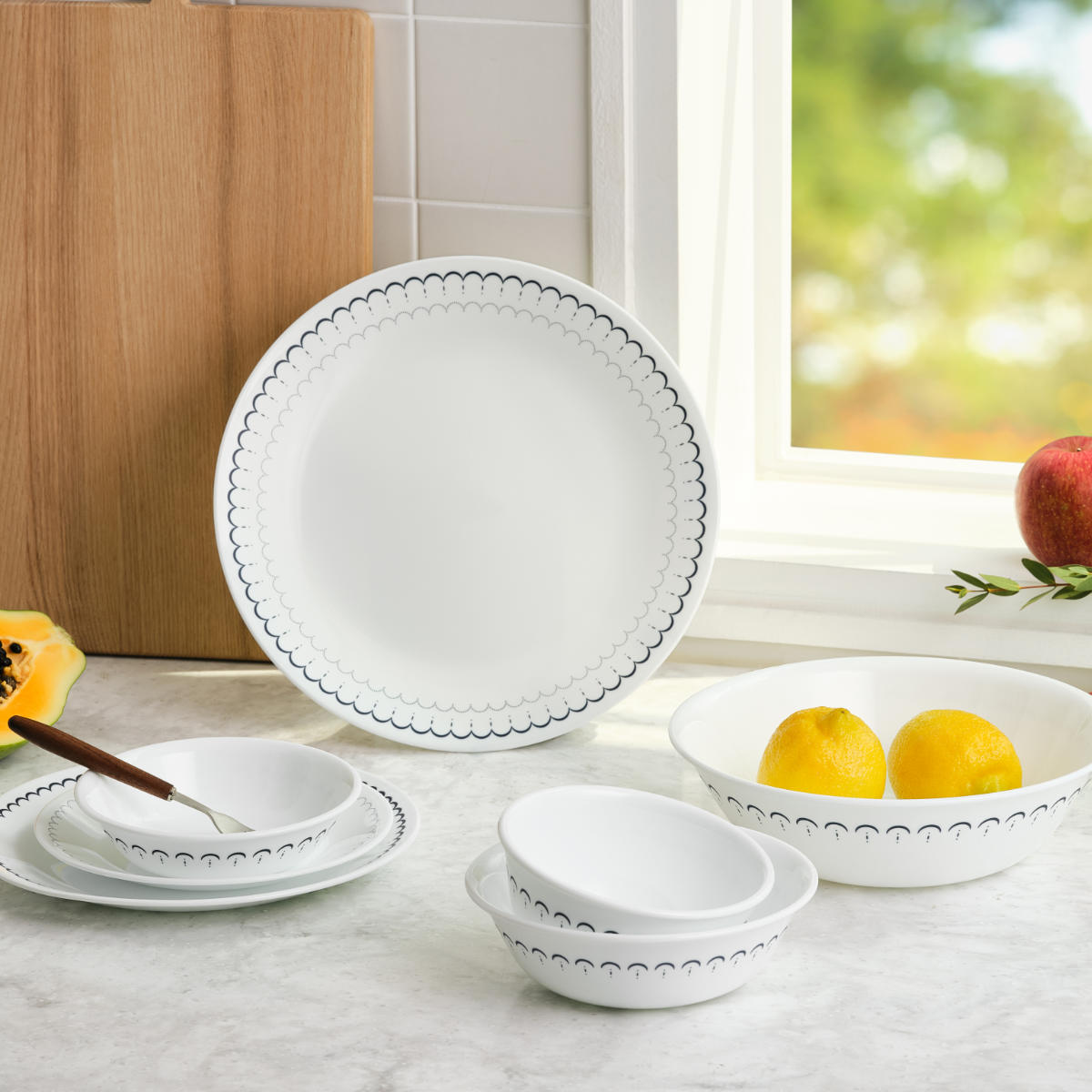 プレート 12cm CORELLE コレール カスピアンレース ミニプレート ( 強化ガラス 電子レンジ対応 食洗機対応 オーブン対応 皿 お皿 小皿 軽い 割れにくい 丈夫 取り皿 菓子皿 取皿 お菓子 茶菓子 取り分け )