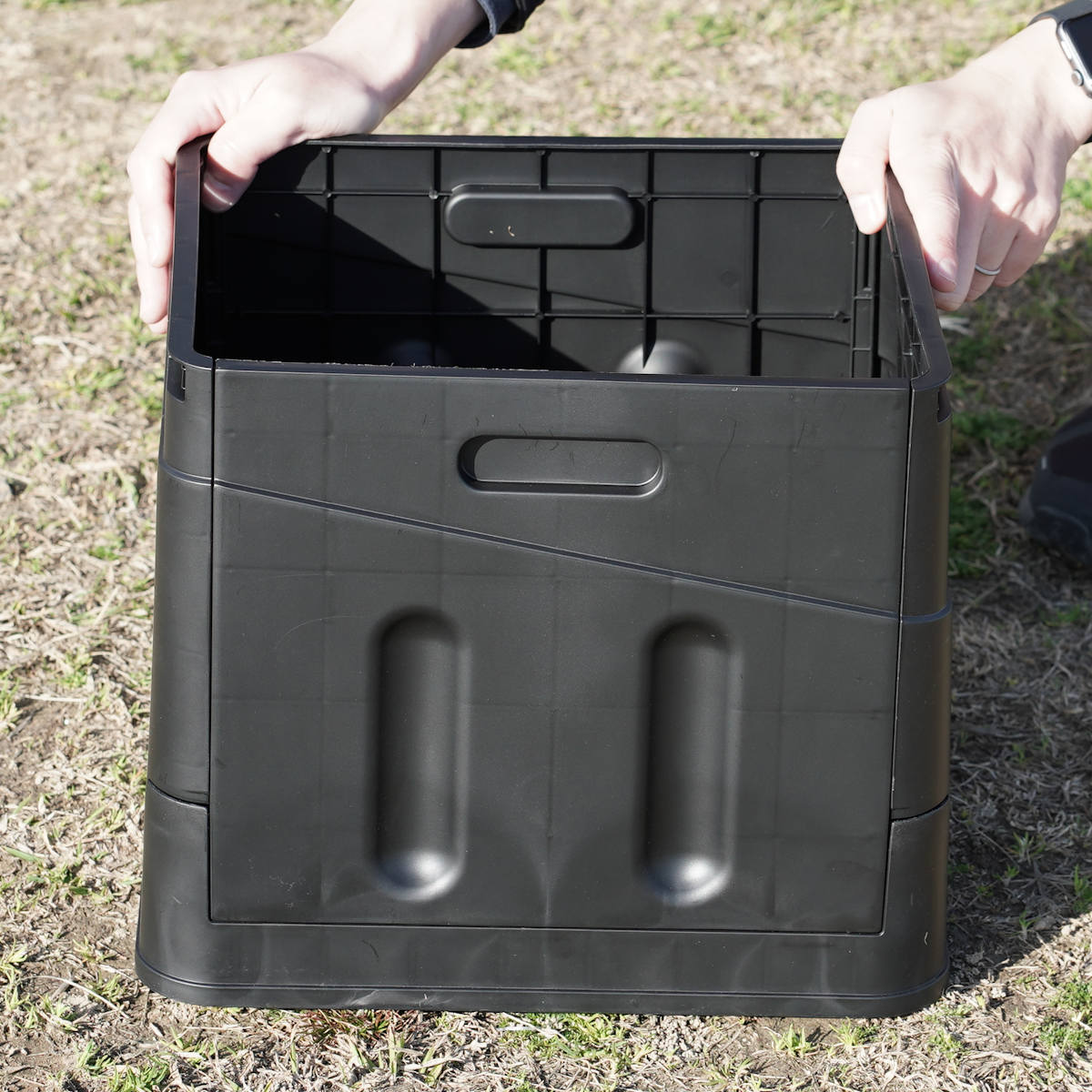 簡易トイレ ポータブルトイレ スクウェア 折りたたみ コンパクト ゴミ袋 凝固剤 収納袋付き ( 携帯トイレ 災害用トイレ 非常用トイレ 防災グッズ 災害 防災 災害時 持ち運び 折り畳み 寝室 簡易 緊急時 黒 ブラック おしゃれ )