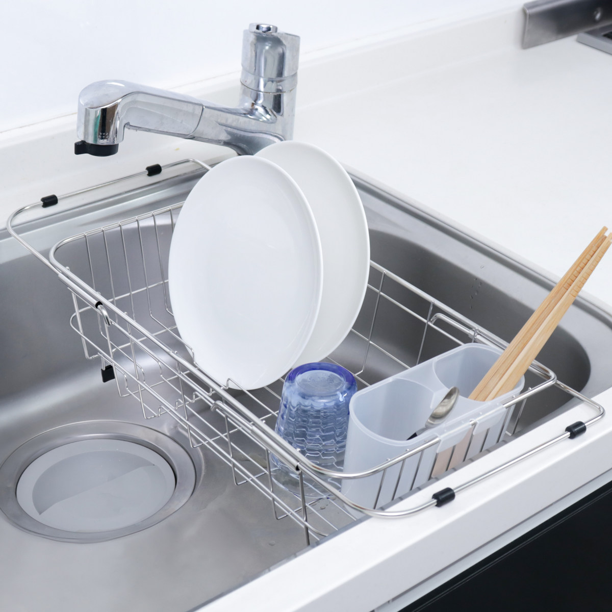 水切りラック シンプル・ウェア ステンレス製シンクスライド式水切りバスケット ( ステンレス 1段 シンク上 伸縮 スライド式 水切りバスケット かご ラック シンク 渡せる 水切り シンク渡し 新生活 洗い物 食器 洗い )
