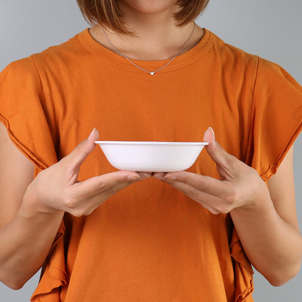 ボウル 13.5cm CORELLE コレールマイメロディ&クロミ 小 ( 強化ガラス 電子レンジ対応 食洗機対応 オーブン対応 皿 お皿 器 軽い 割れにくい おしゃれ かわいい キャラクター サラダボウル ヨーグルト 朝食 前菜 耐久性 丈夫 )